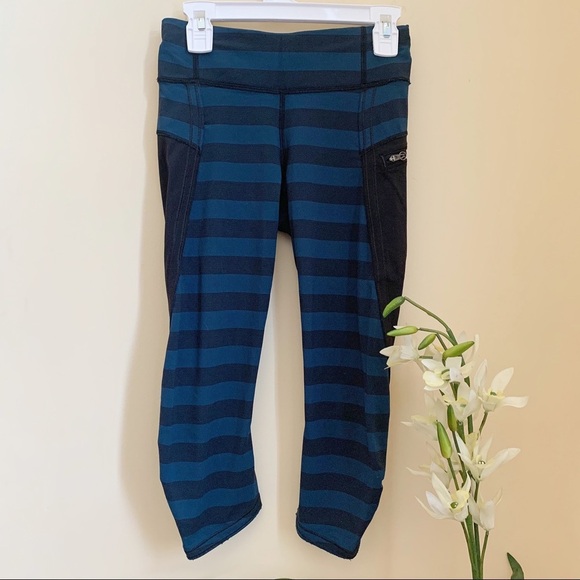 Lululemon Top Speed Crop 19” - Picture 4 of 10